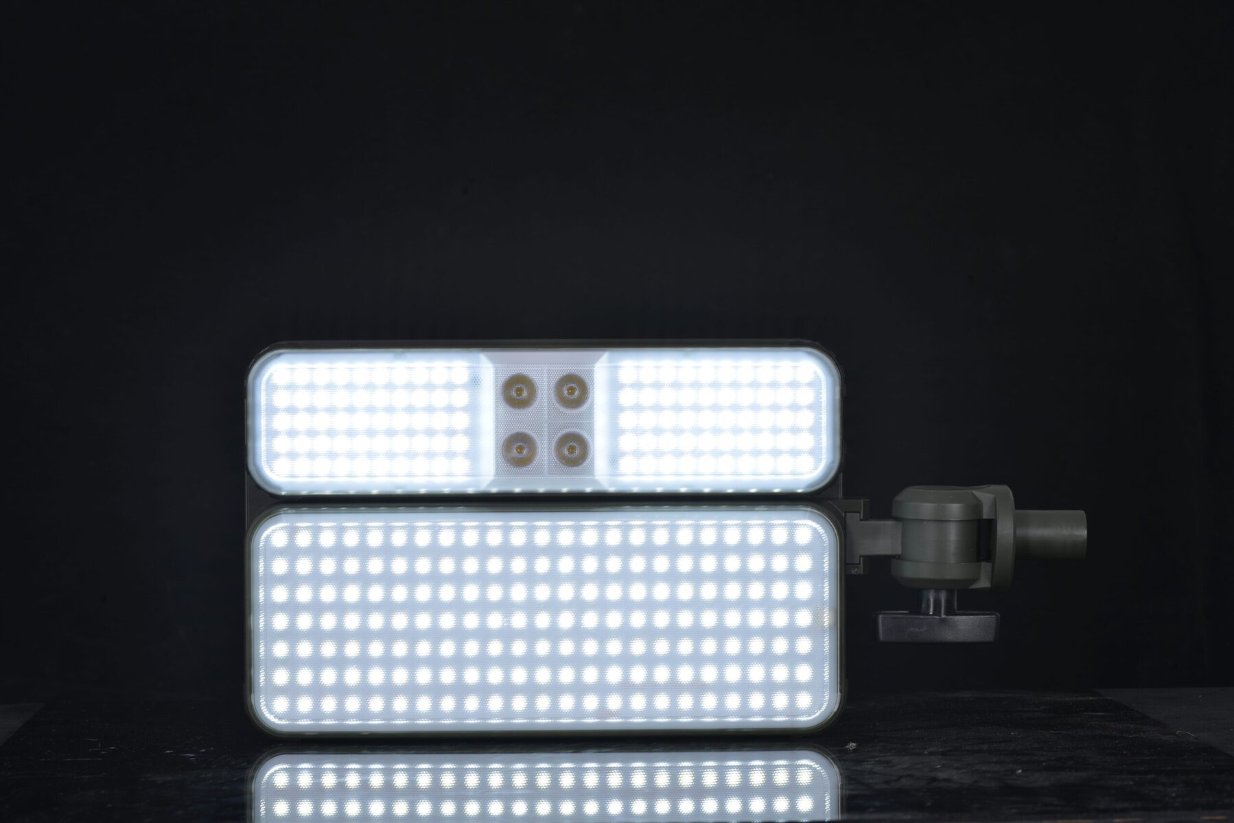 Solar-LED-Camping-Light-PLS-26W6-scaled